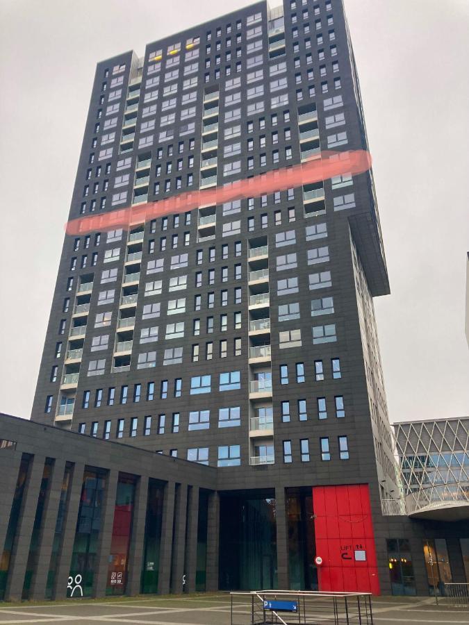 London Tower - Antwerpen